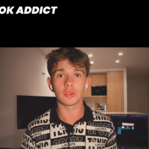 TIKTOK ADDICT-Charli FELD-Meilleur prix